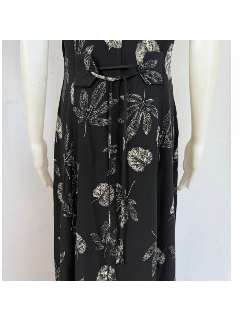 Vintage Leaf Print Silk Maxi Dress Size Medium 90s Black Short Sleeve A-Line - Picture 9 of 9
